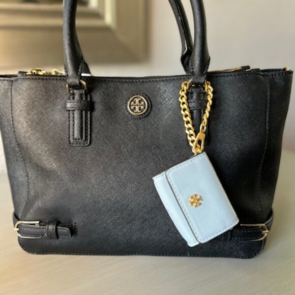 Tory Burch Leather AirPod Holder - Picture 2 of 10